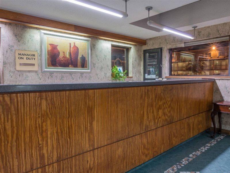Days Inn By Wyndham Hurstbourne Louisville Ngoại thất bức ảnh