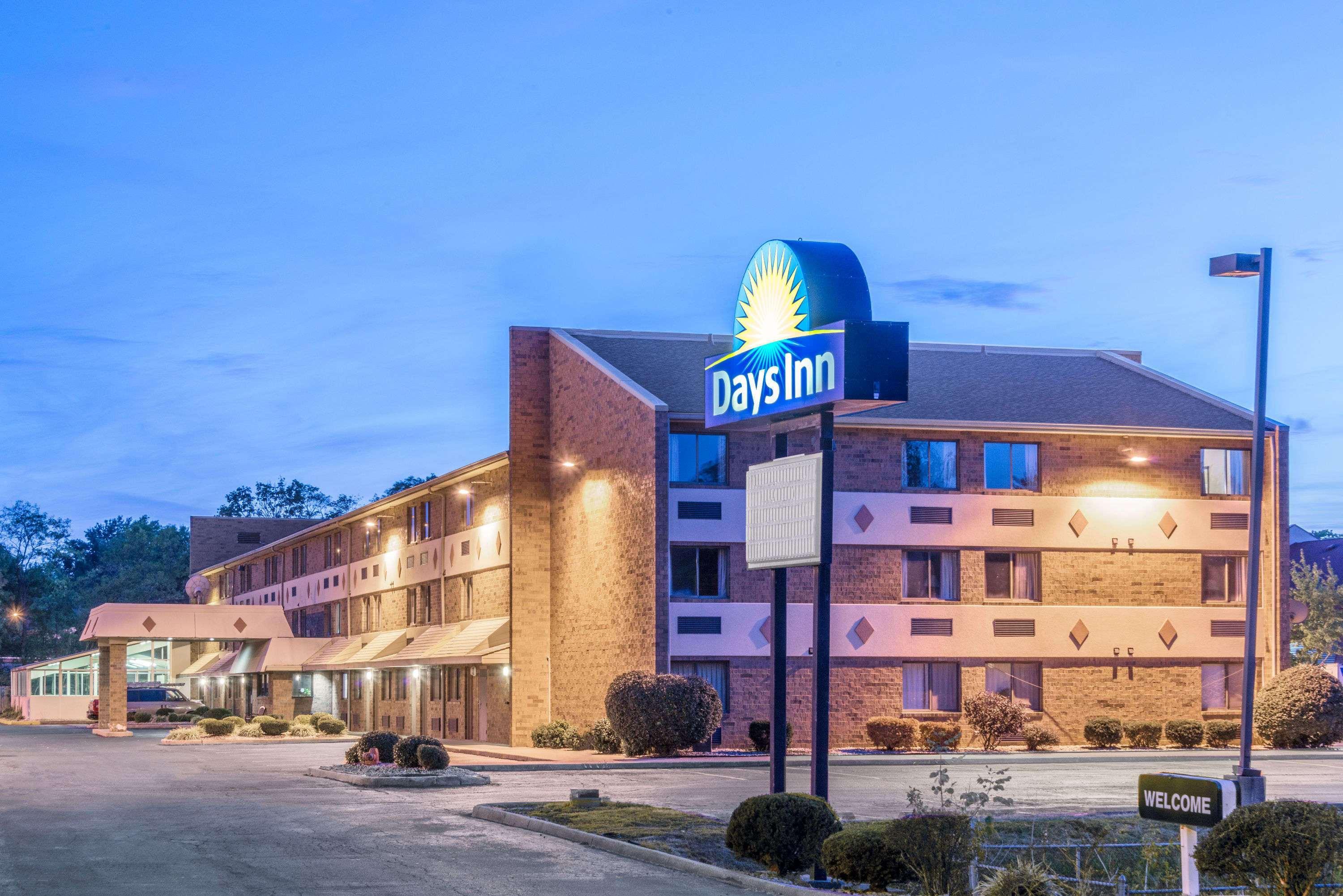 Days Inn By Wyndham Hurstbourne Louisville Ngoại thất bức ảnh